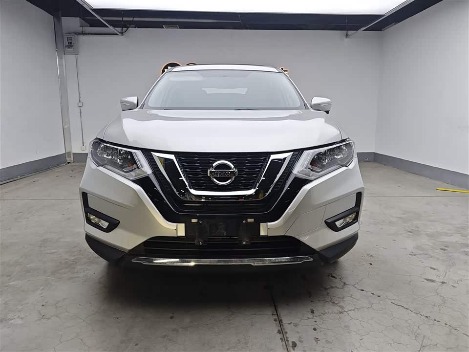 Nissan Qijun