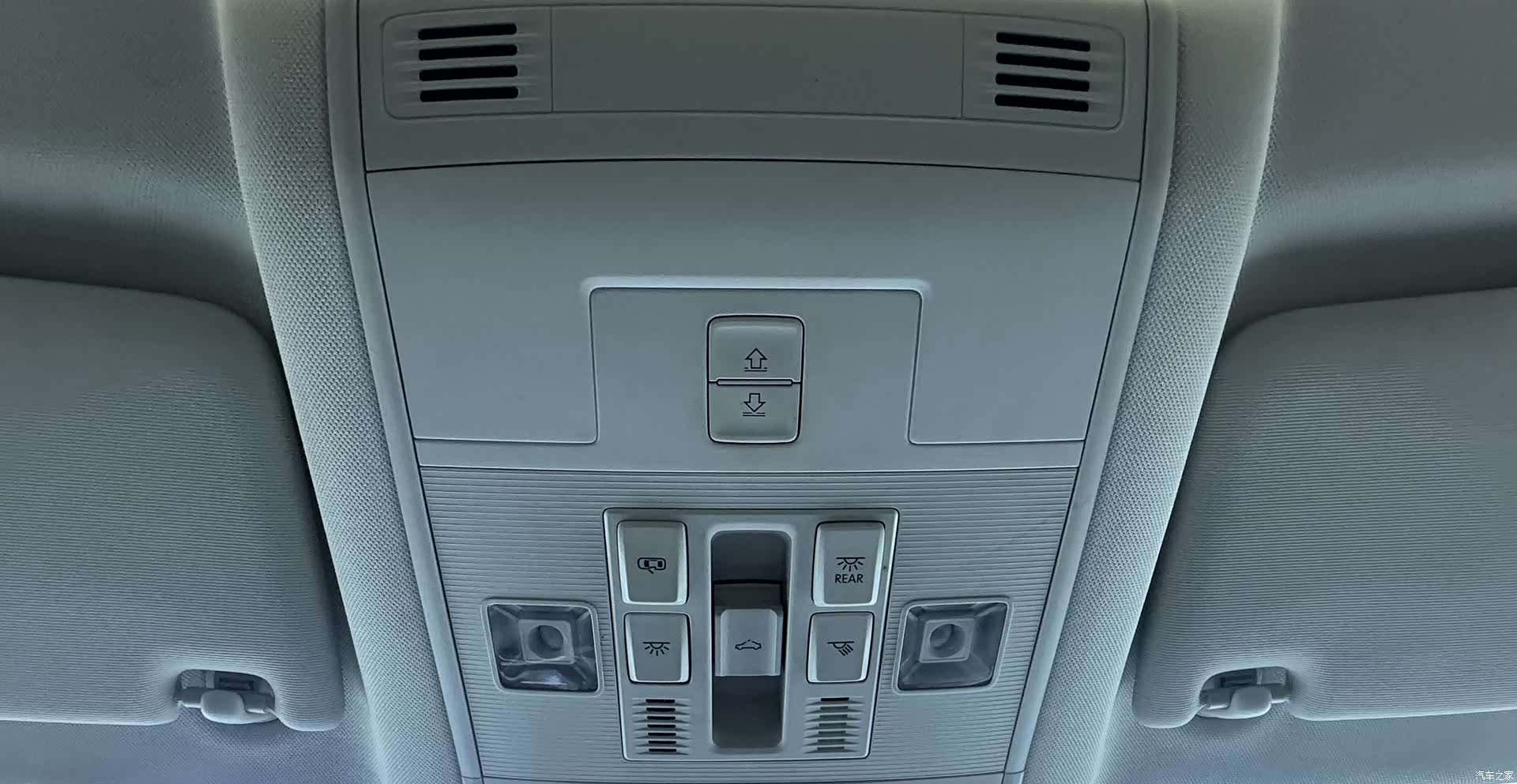 Volkswagen T-ROC, 2022 18