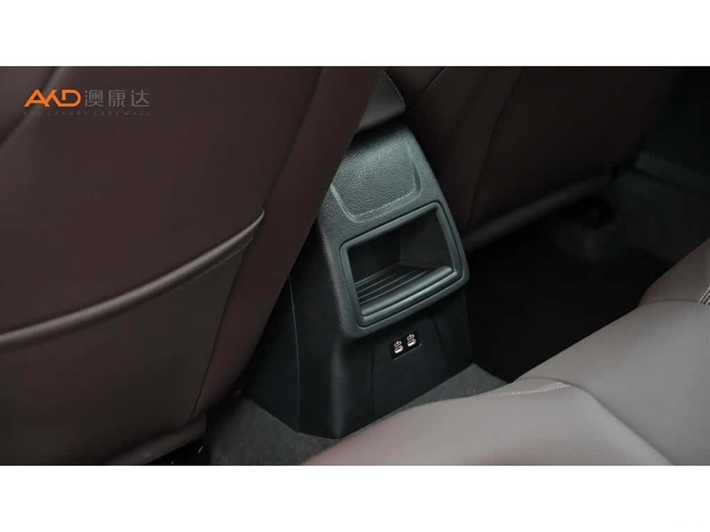 BMW 125i 2.0T 23 M, 2023 9