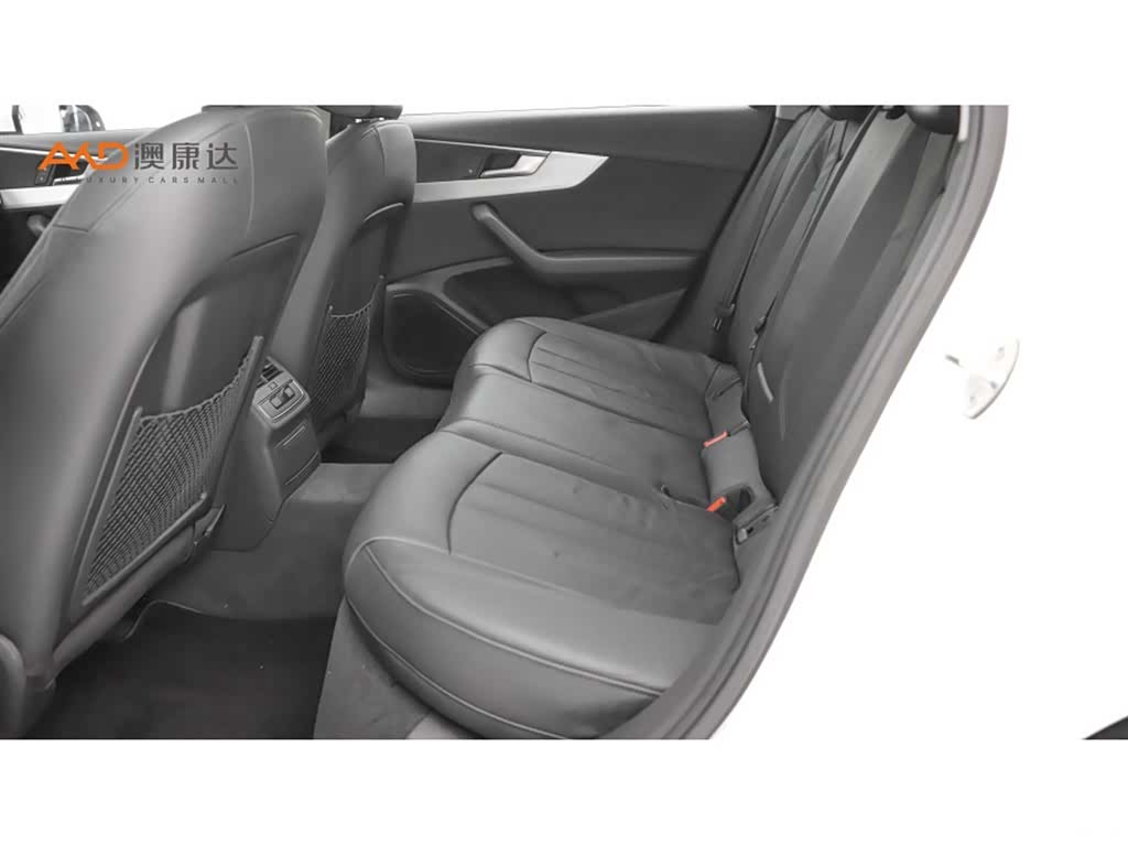 Audi A4L, 2018 7