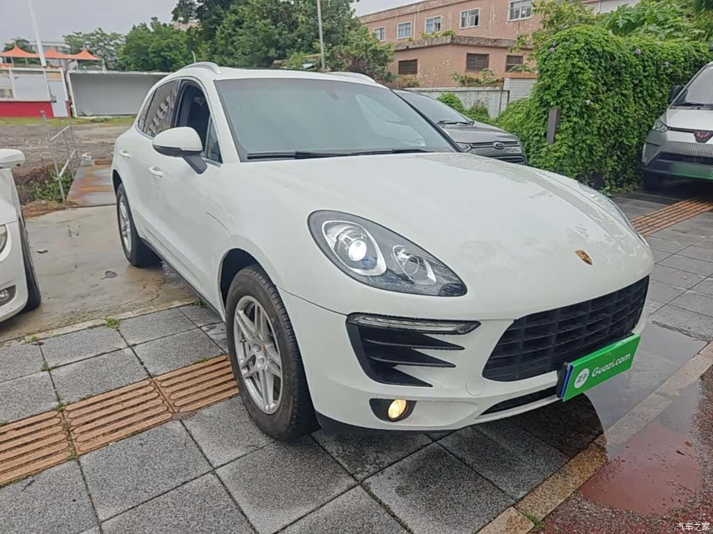 Porsche Macan, 2015 4