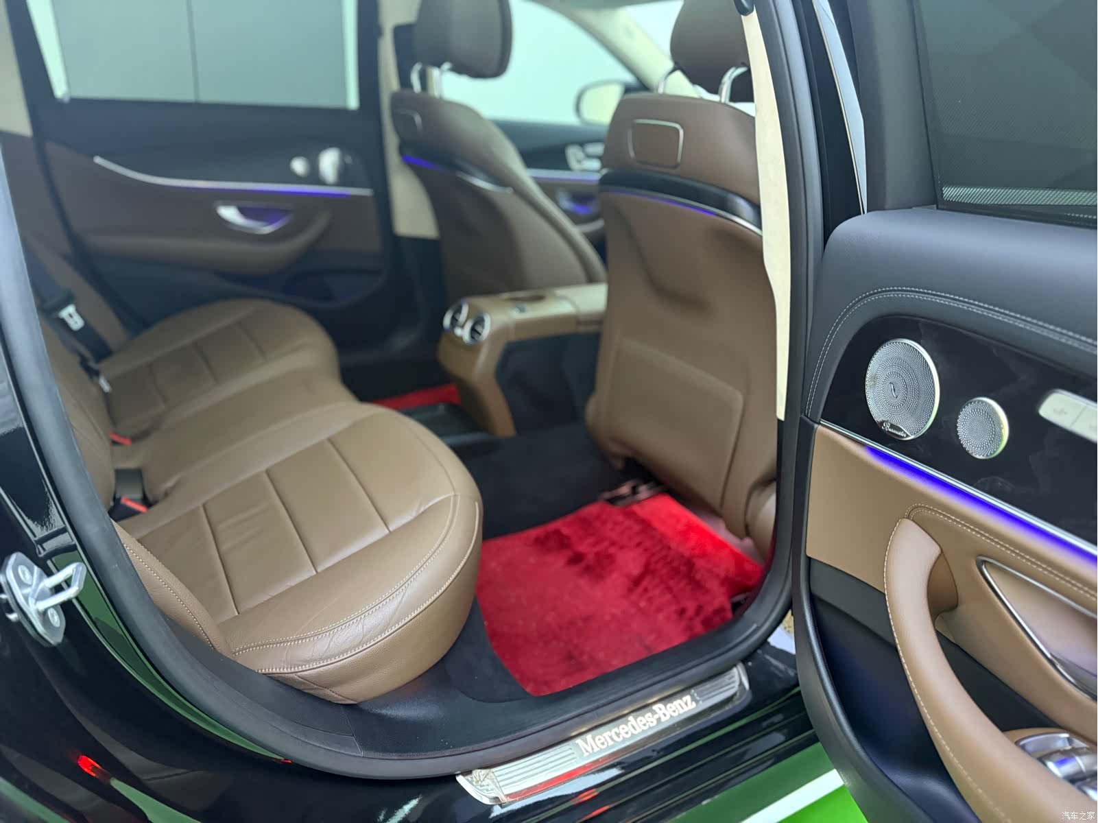 Mercedes-Benz E-Class, 2018 14