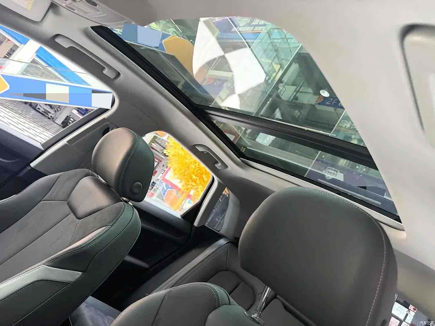 Audi Q3, 2022 4
