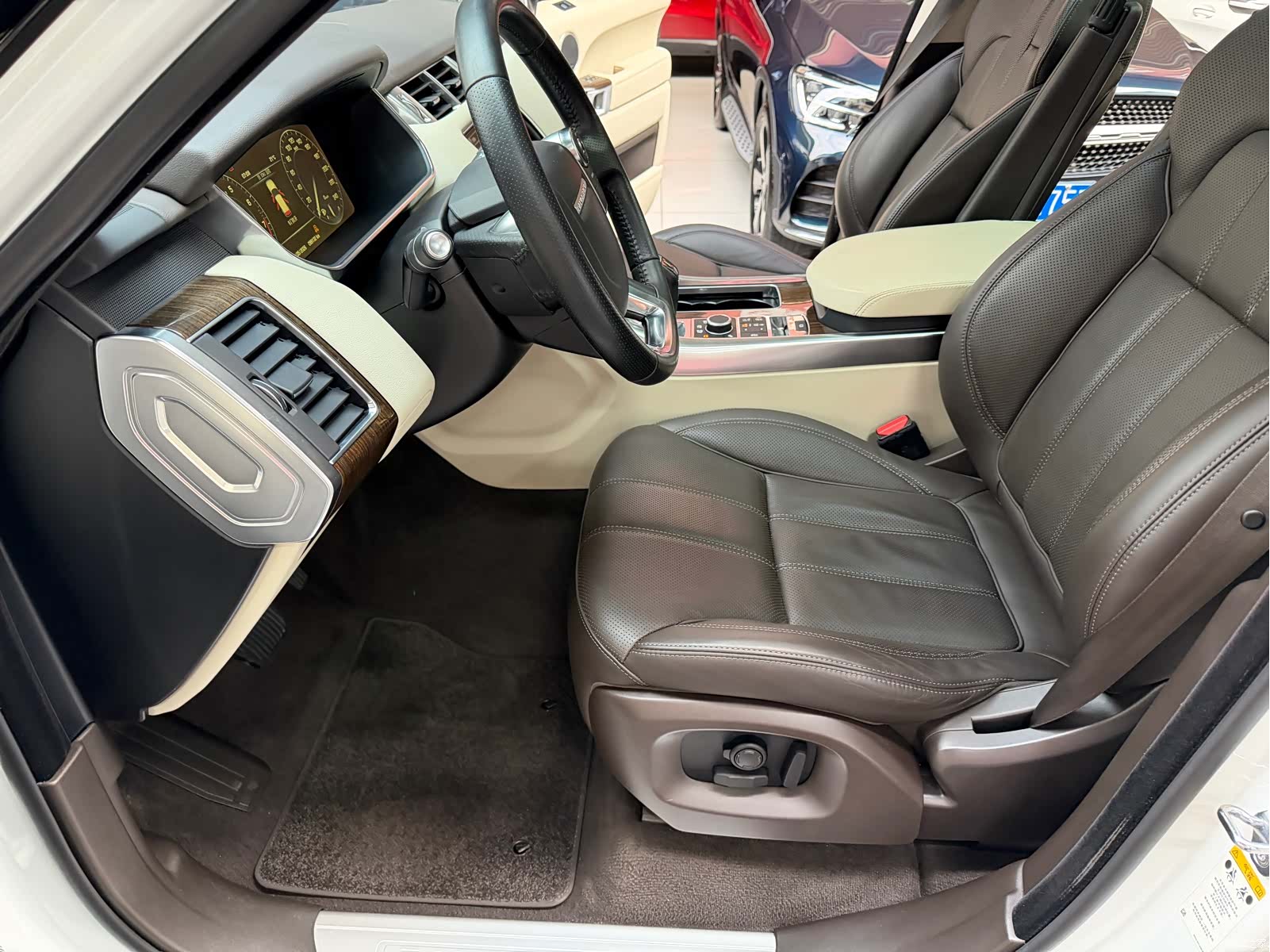 Land Rover Range Rover, 2016 13