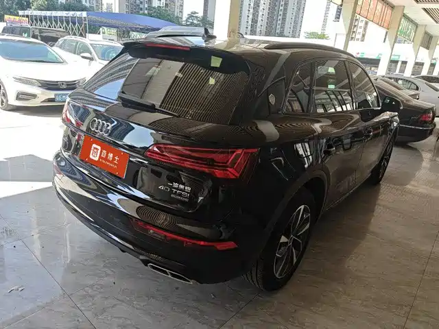 Audi Q5L 2024 — купить из Китая под заказ