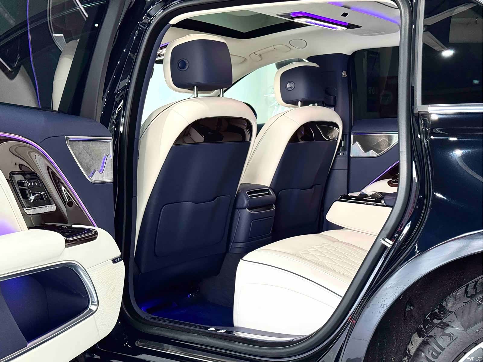 Hongqi Guoya, 2024 11