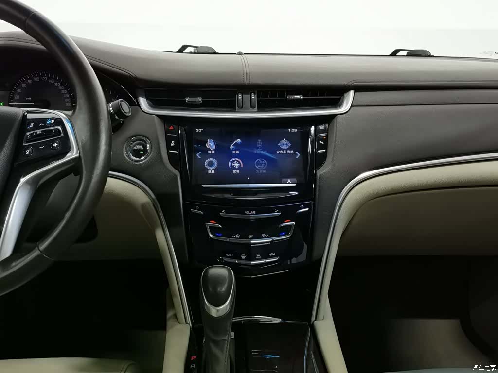 Cadillac XTS, 2015 12