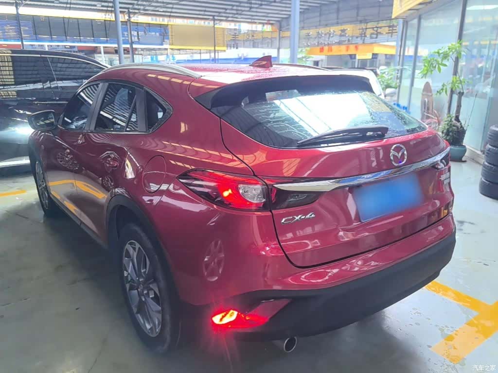Mazda CX-4, 2017 все фото