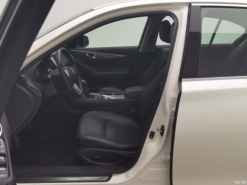 Infiniti Q50L, 2019 10