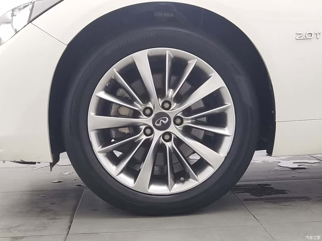 Infiniti Q50L, 2019 17