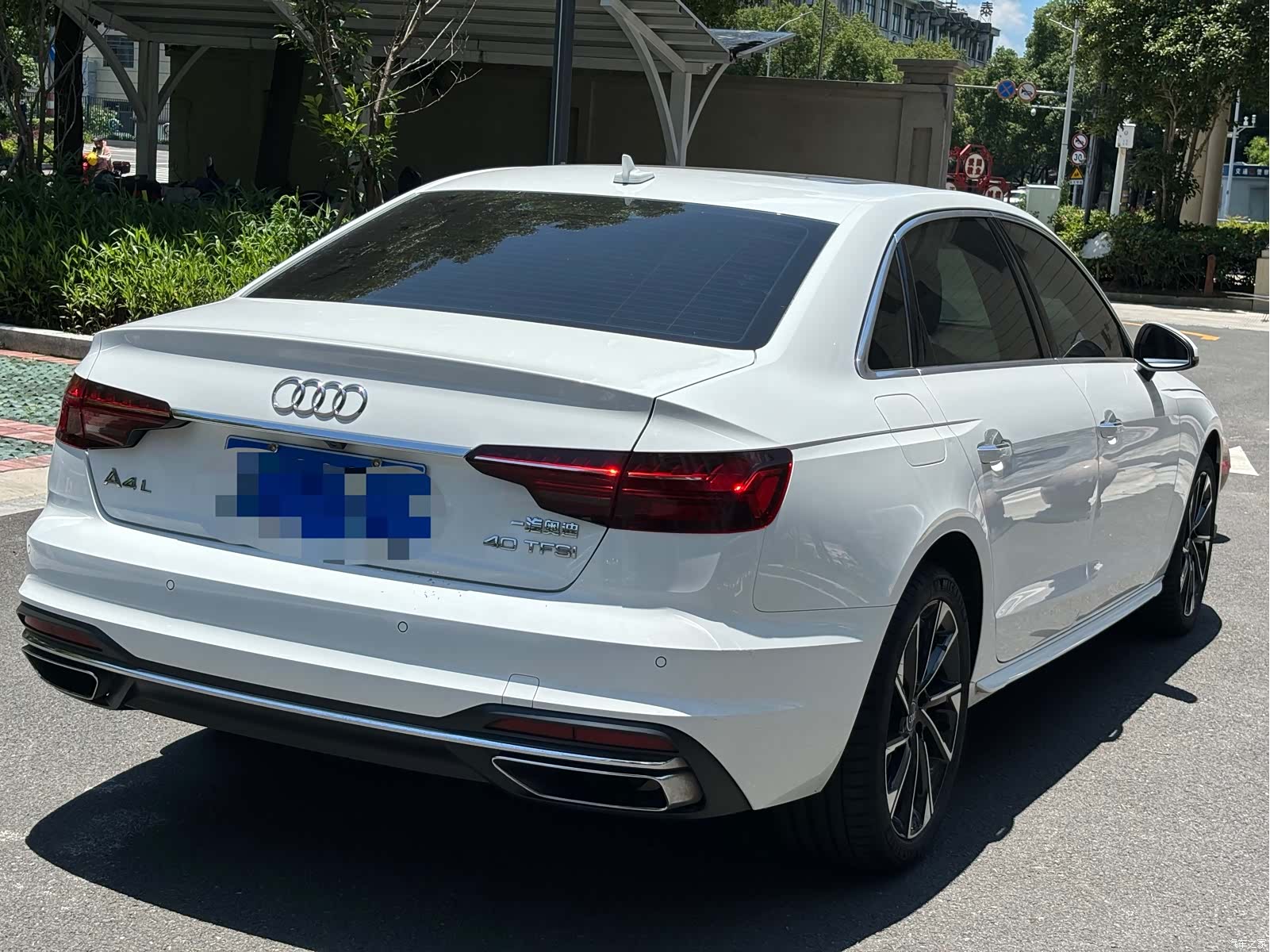 Audi A4L, 2022 14