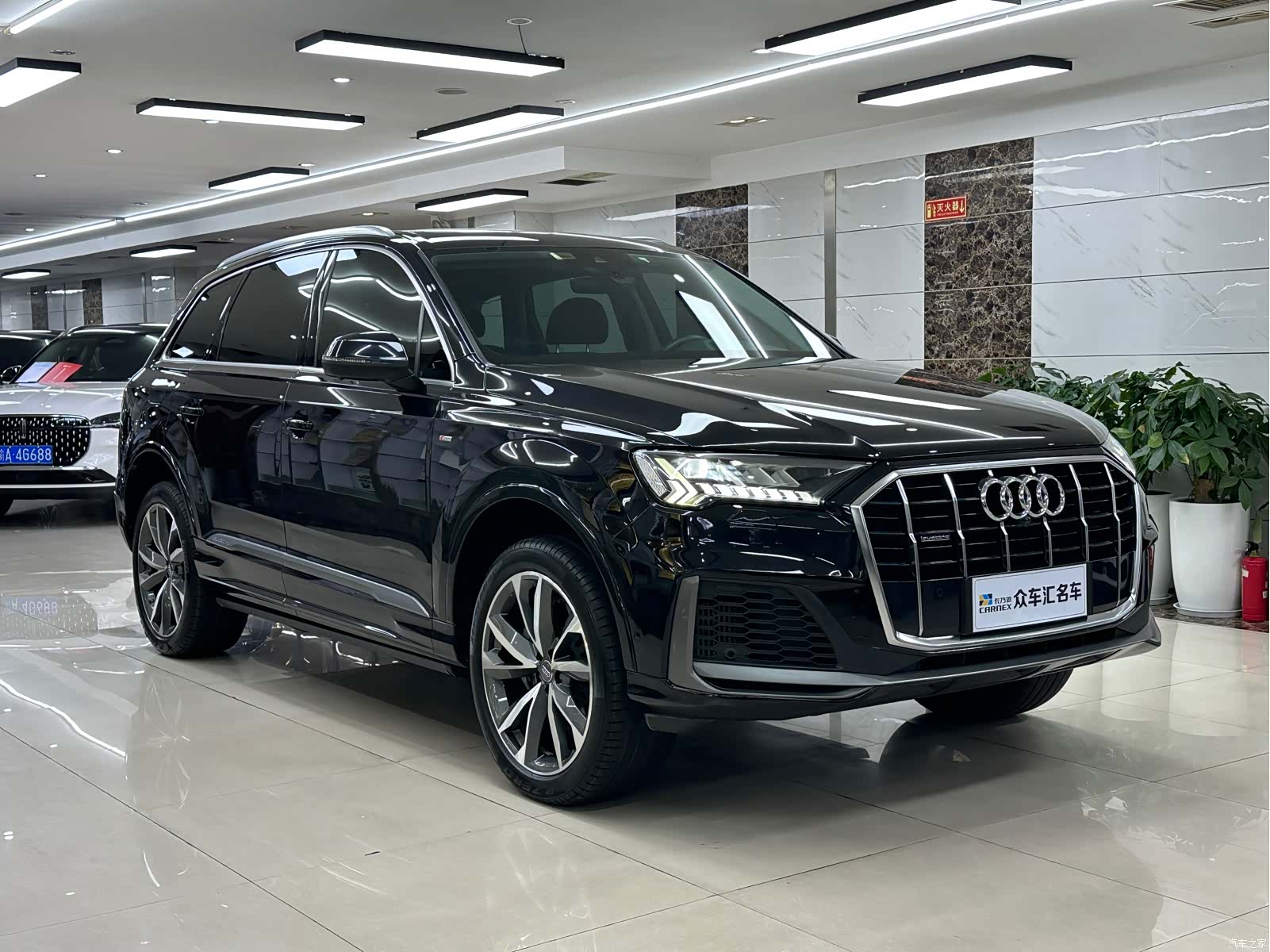 Audi Q7, 2020 3
