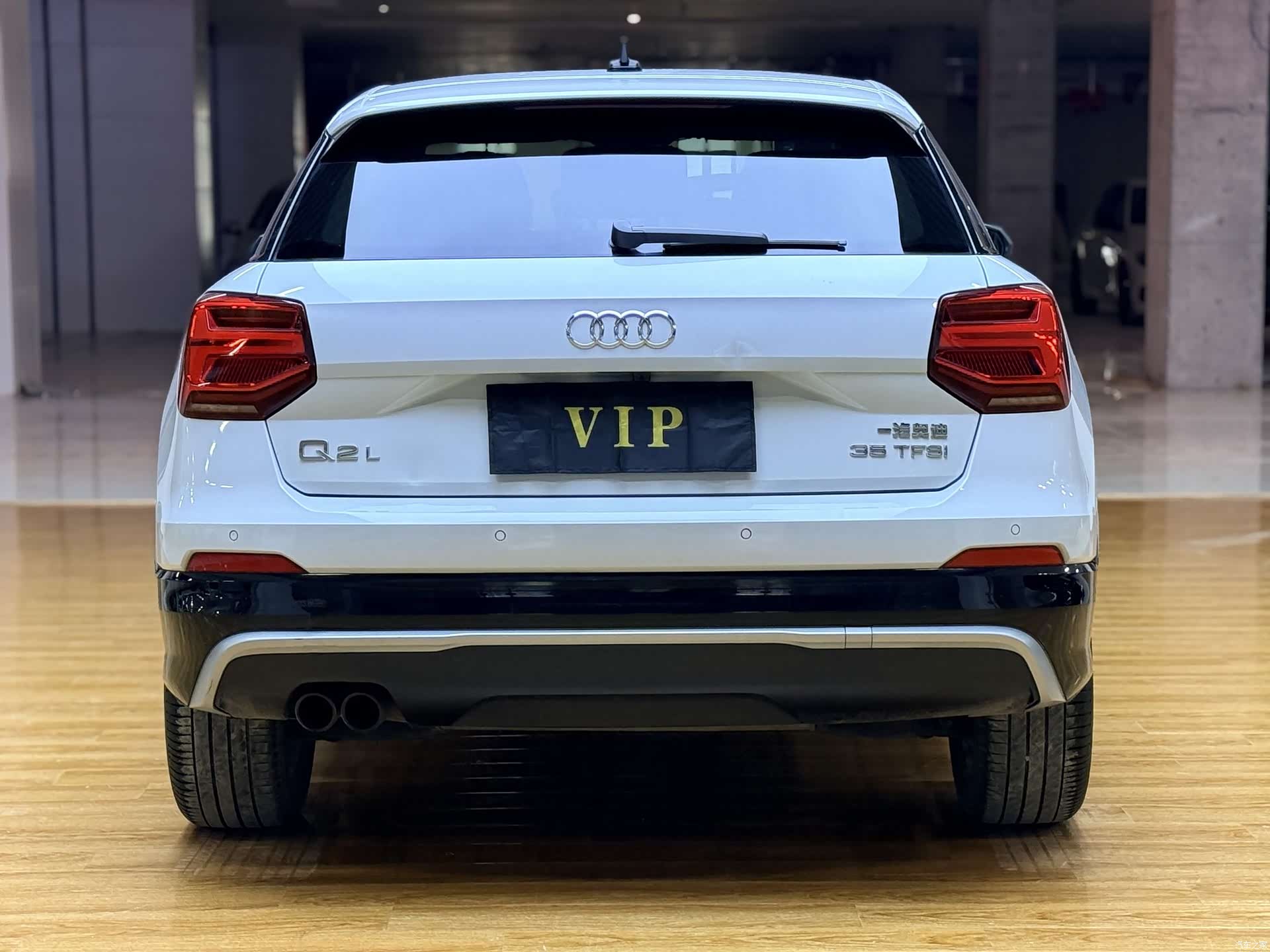 Audi Q2L, 2019 все фото
