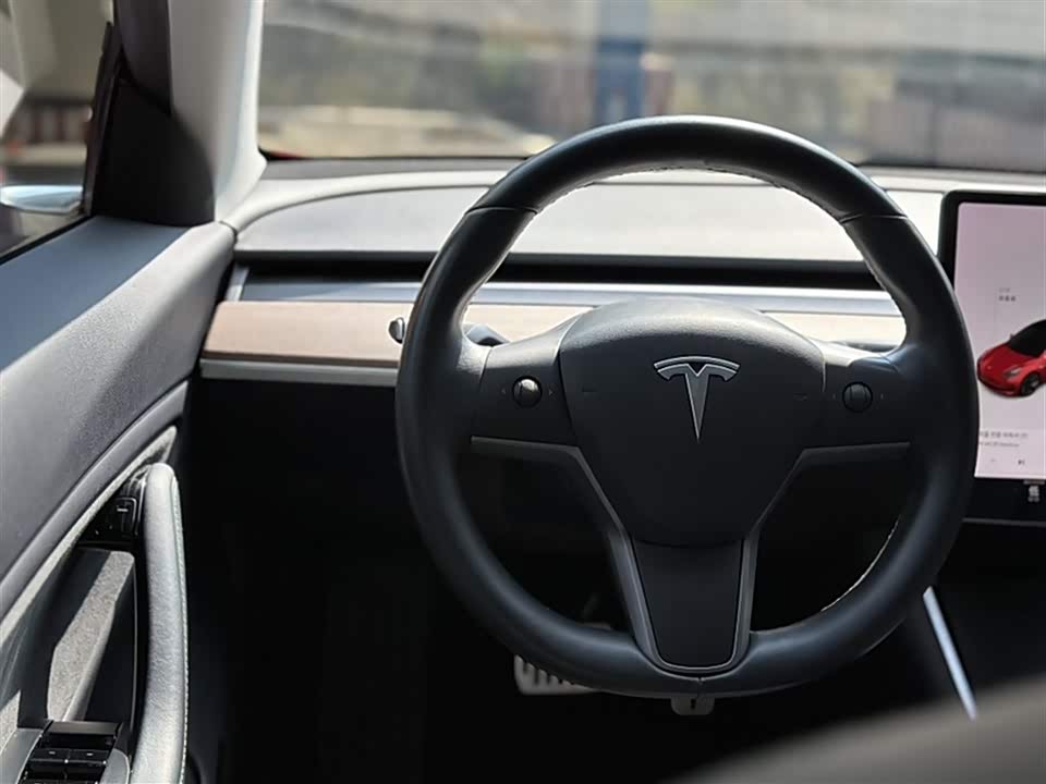 Tesla Model 3 Tesla Model 3