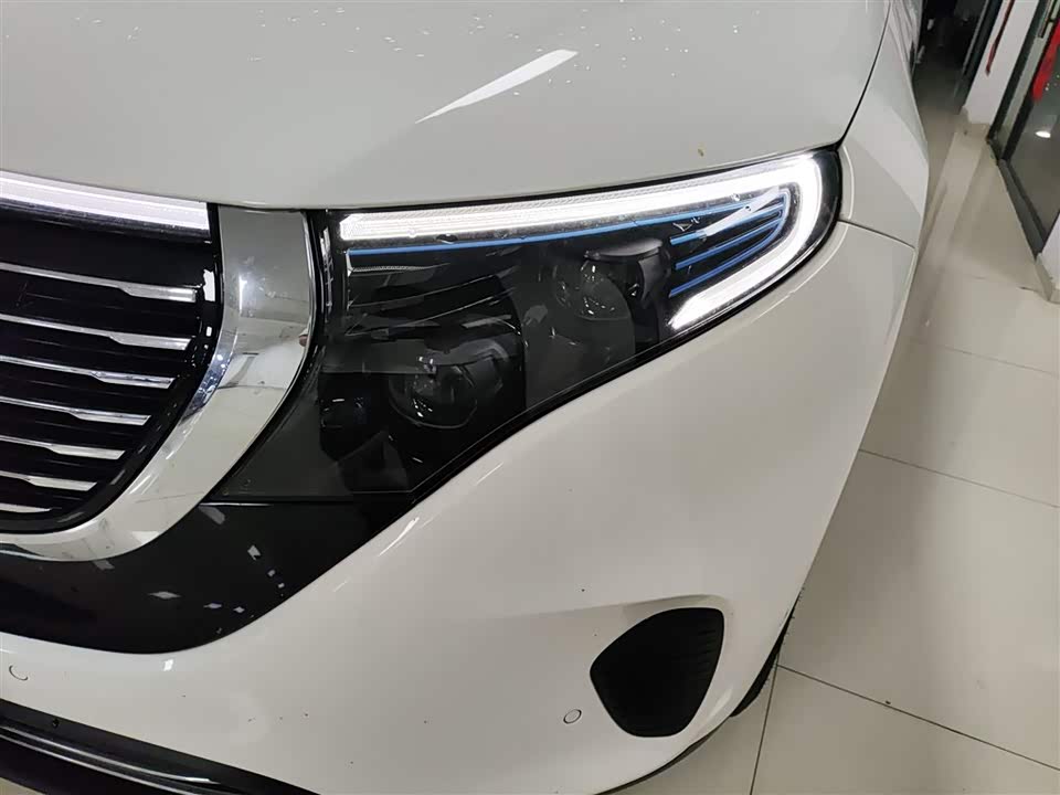 Mercedes-Benz EQC Mercedes-Benz EQC