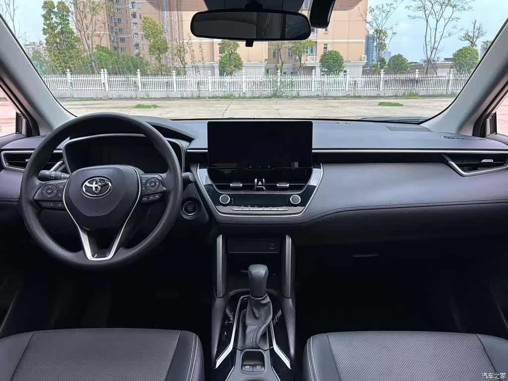 Toyota Frontlander, 2023 6