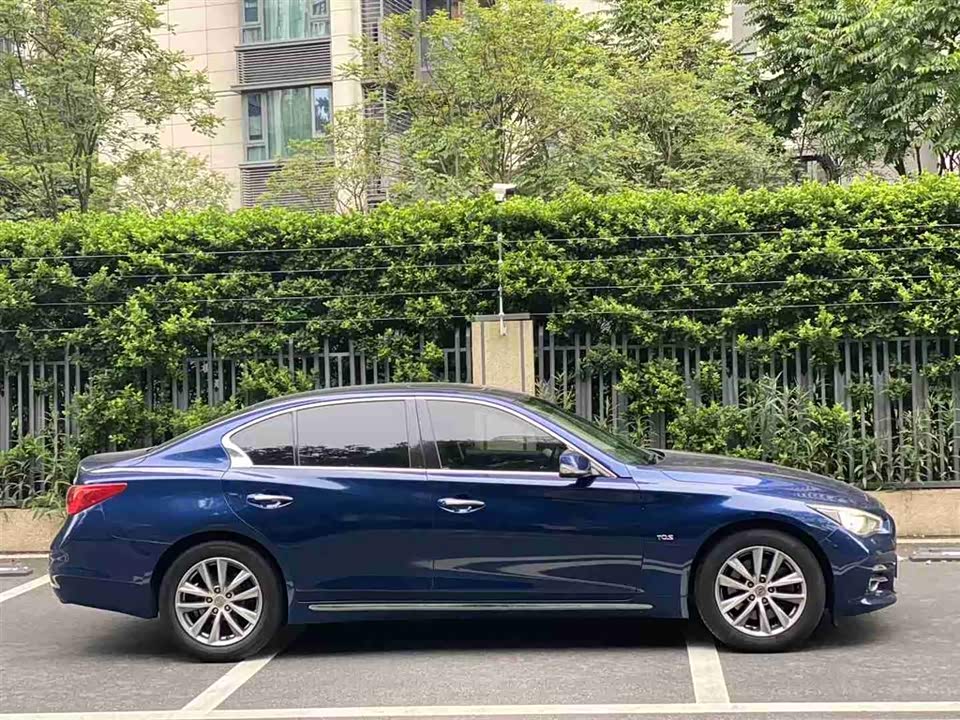 Infiniti Q50L Infiniti Q50L