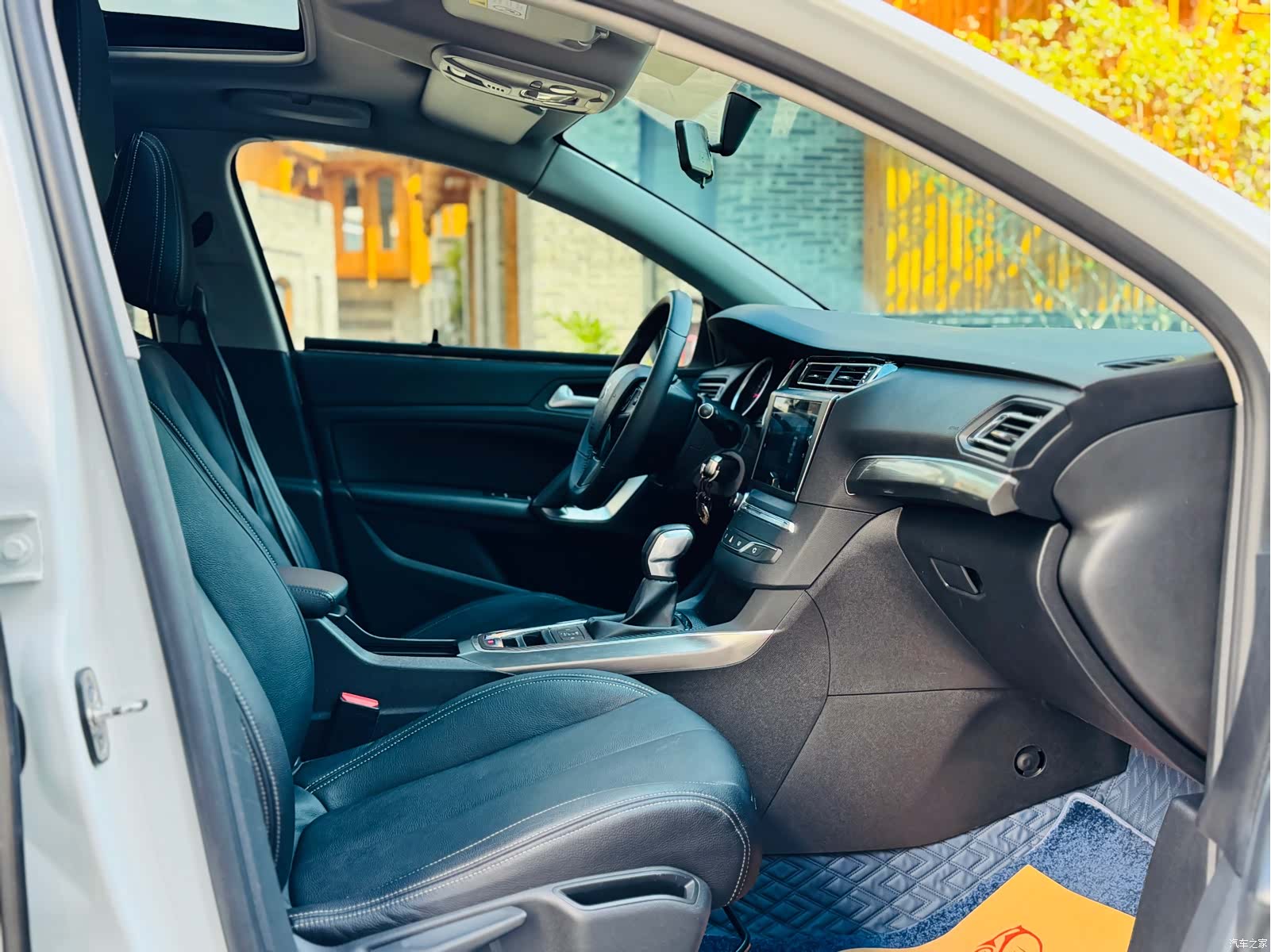 Peugeot 408, 2018 13