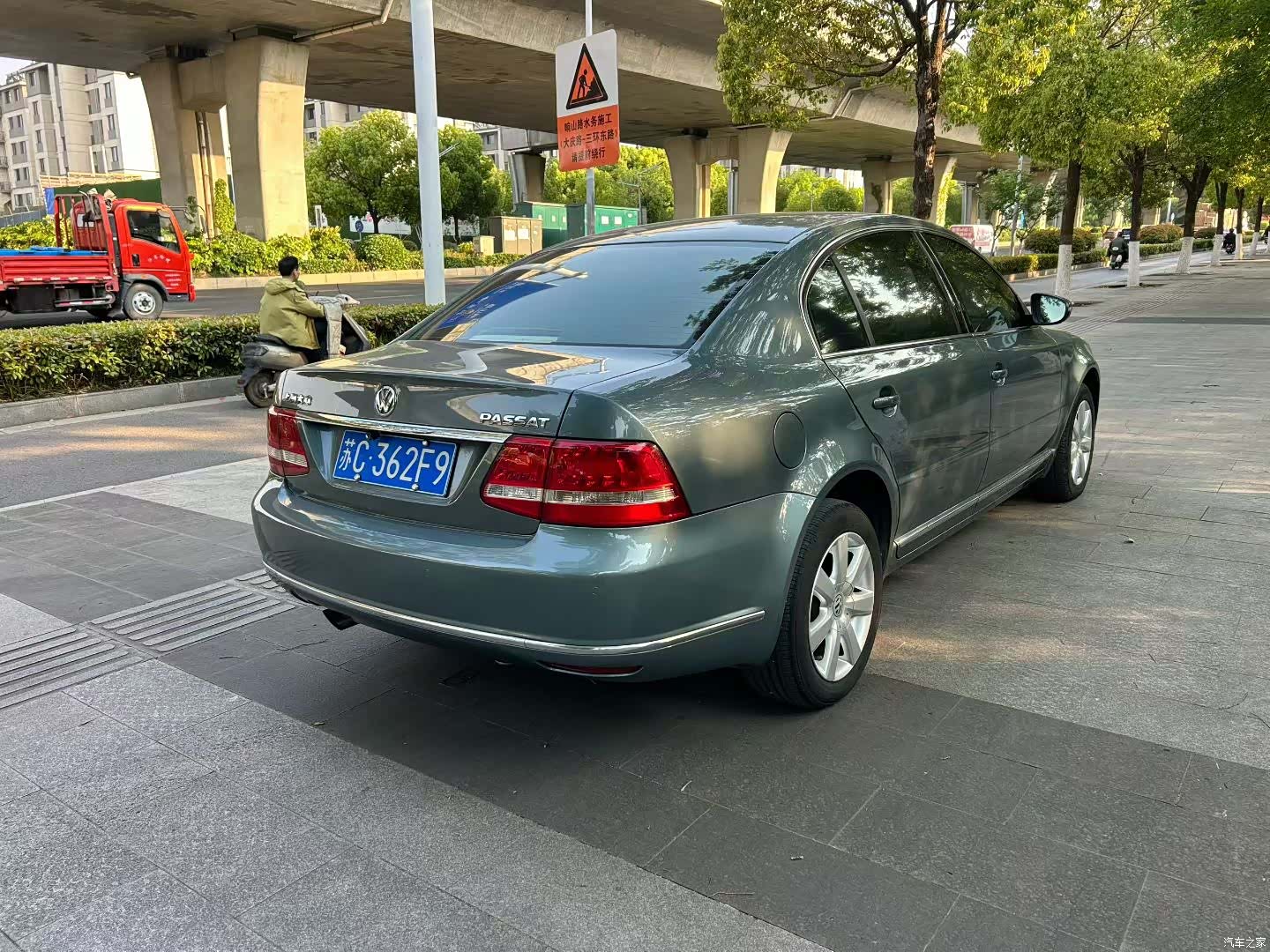 Volkswagen Passat, 2011 4