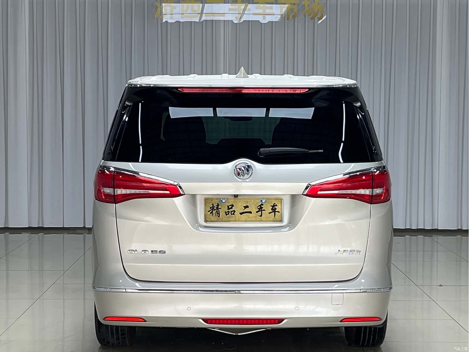 Buick GL8, 2017 все фото