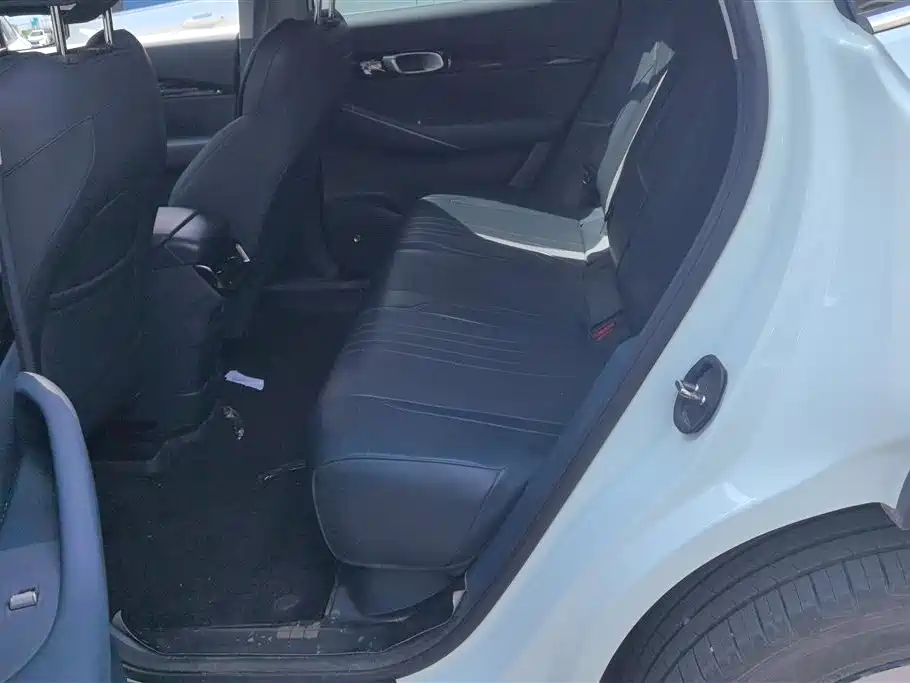 Geely Galaxy Galaxy E5