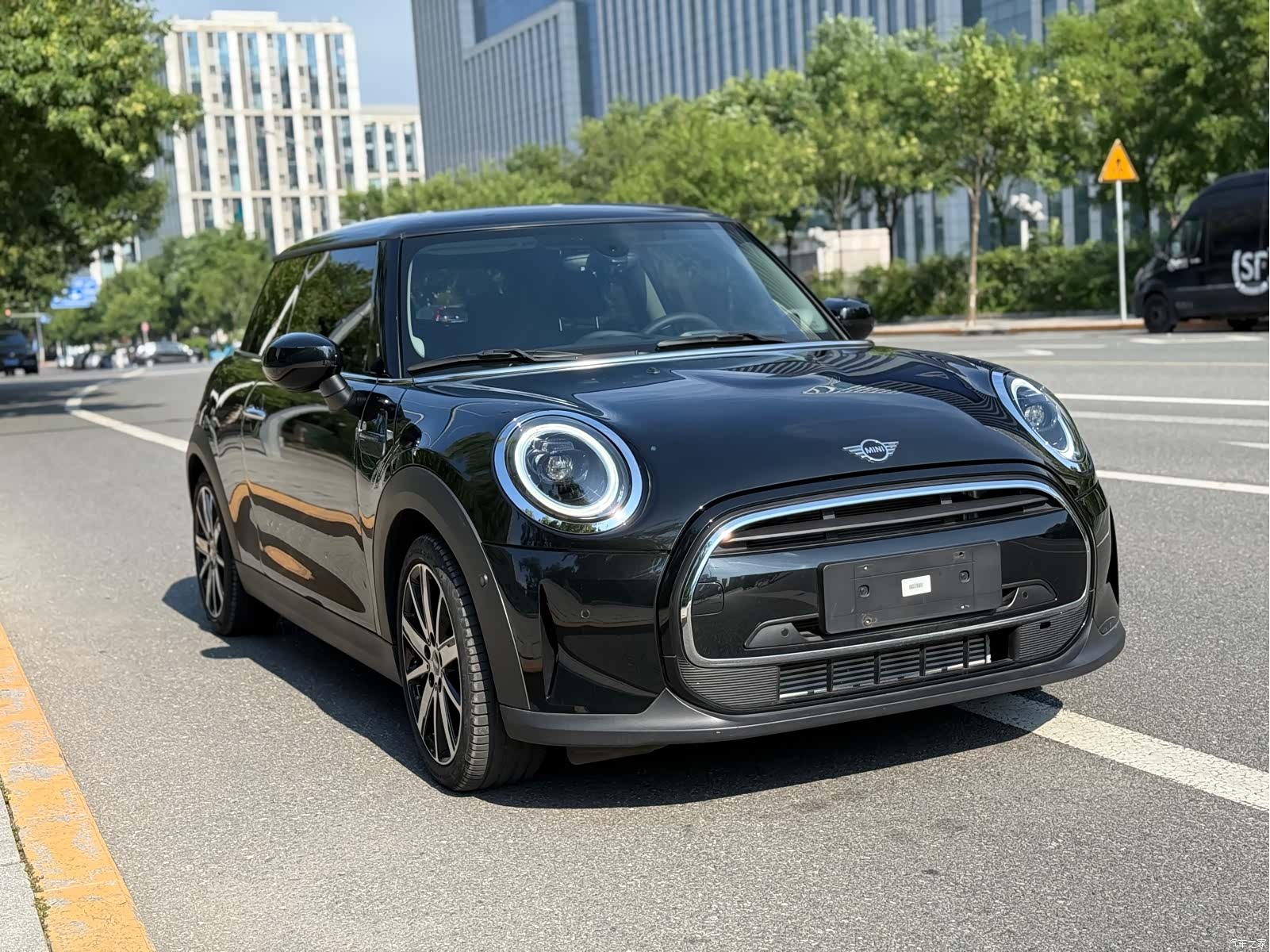 Mini Cooper, 2024 3
