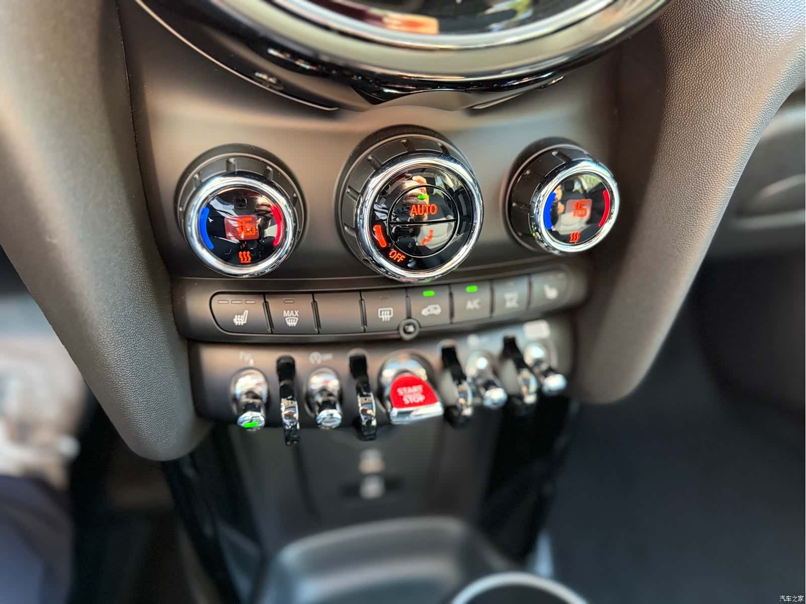 Mini Cooper, 2024 15
