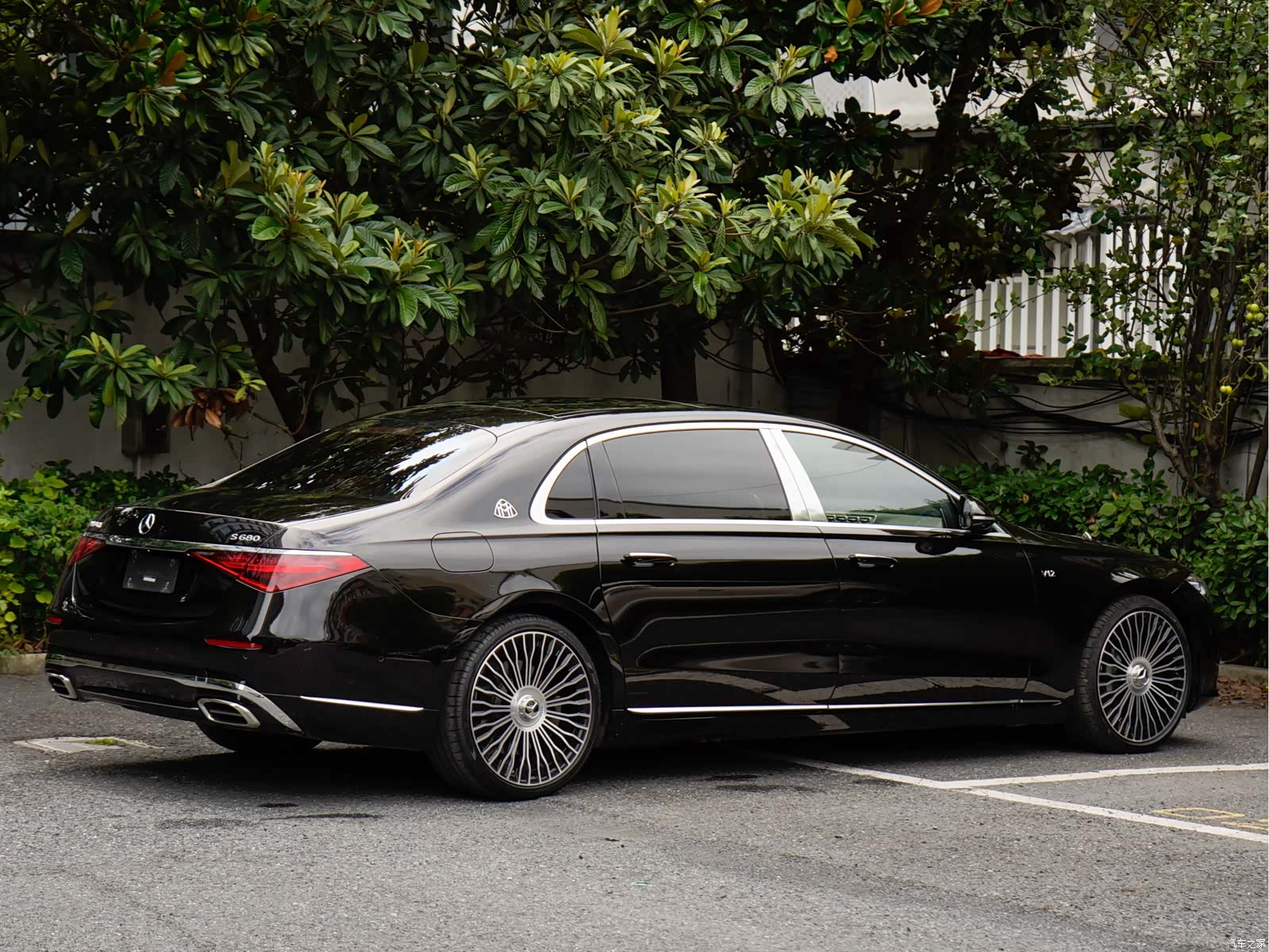 Maybach S-Class, 2021 4
