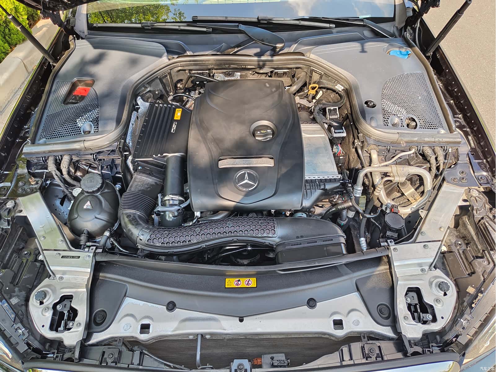 Mercedes-Benz E-Class, 2018 16