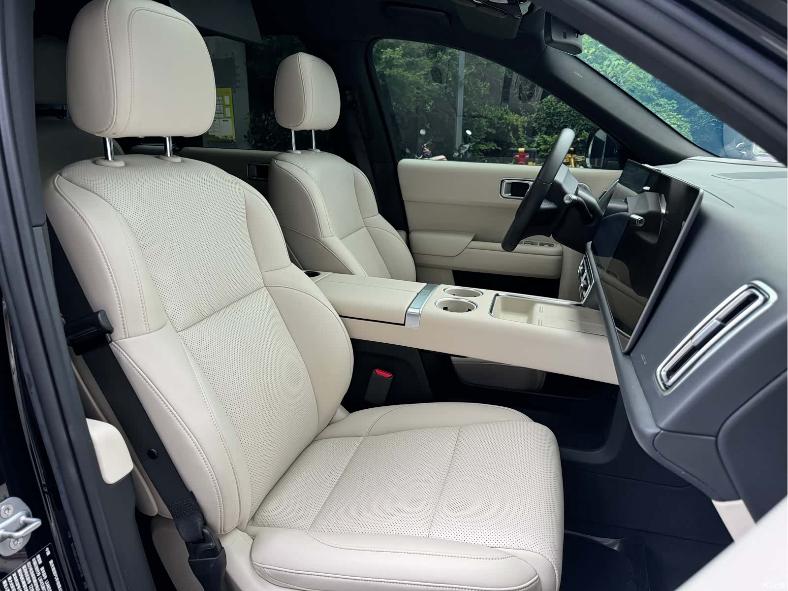 Li Auto L9, 2022 17