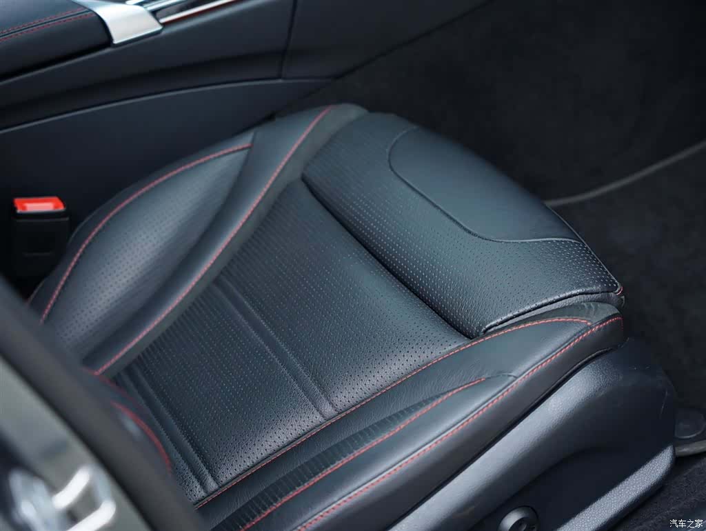 Mercedes-Benz C-Class, 2021 48