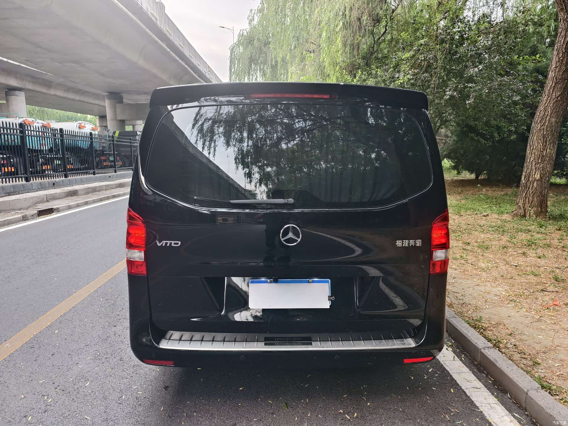 Mercedes-Benz 7, 2021 4