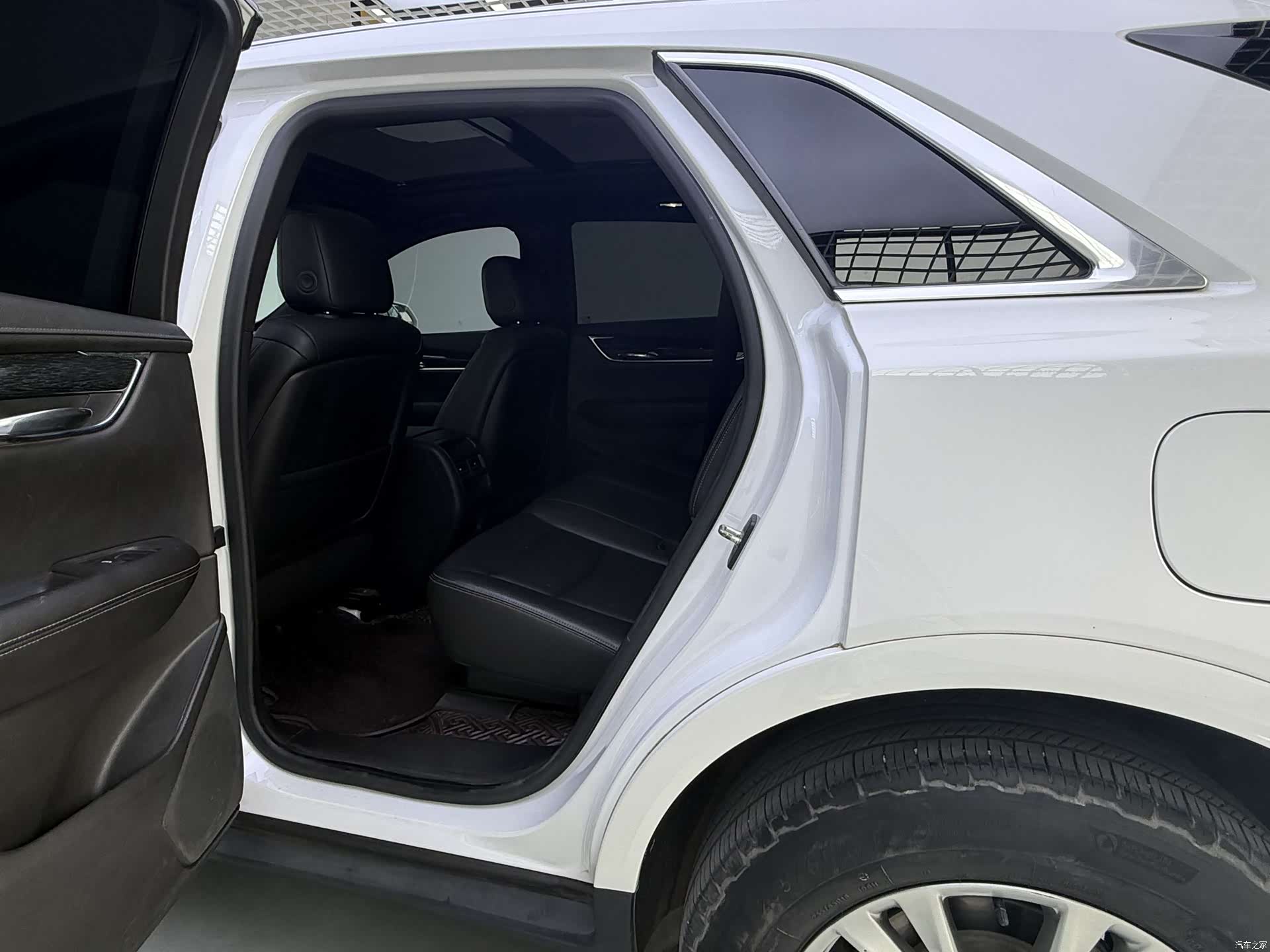 Cadillac XT5, 2021 13