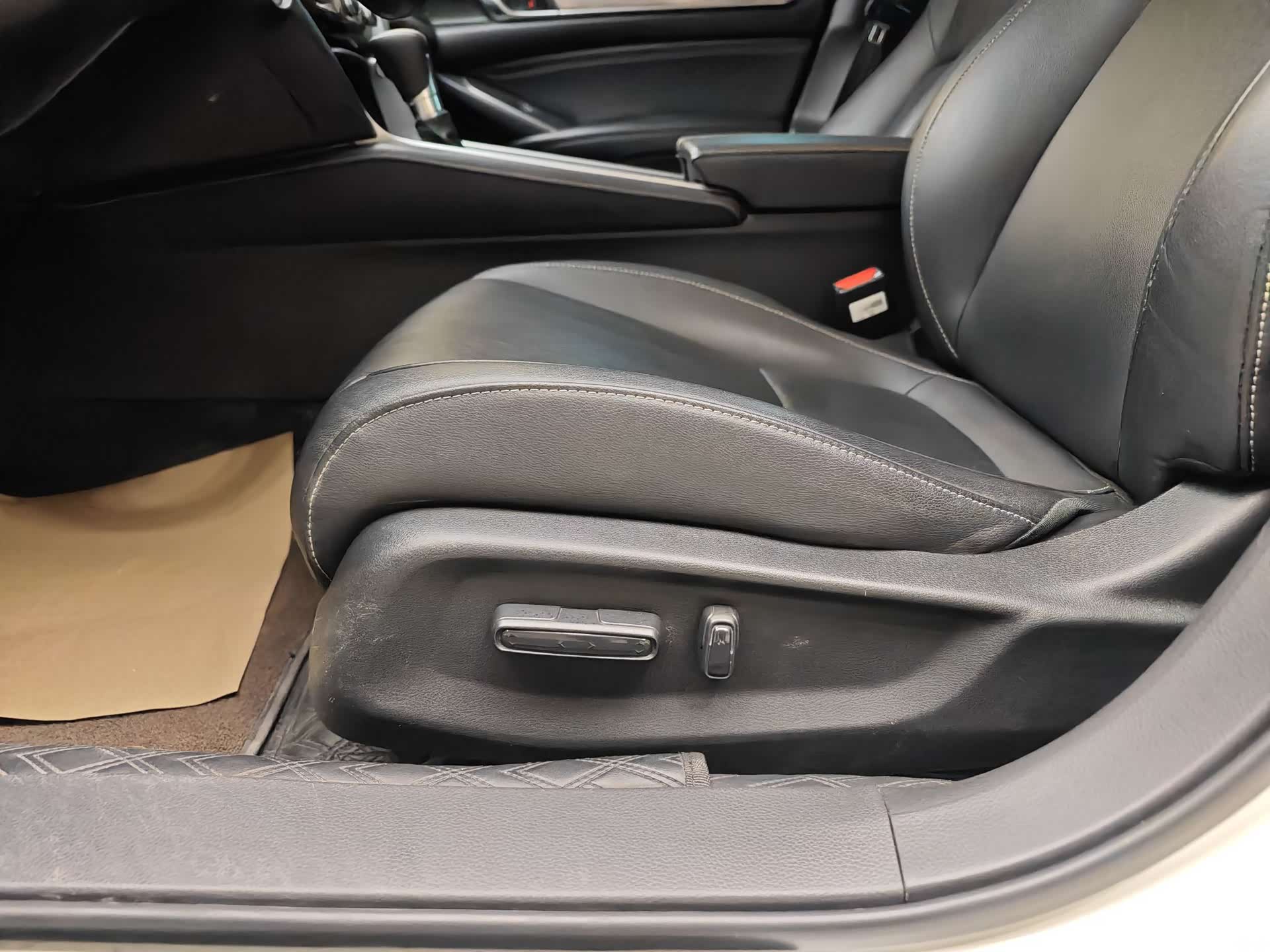 Honda Inspire, 2023 10