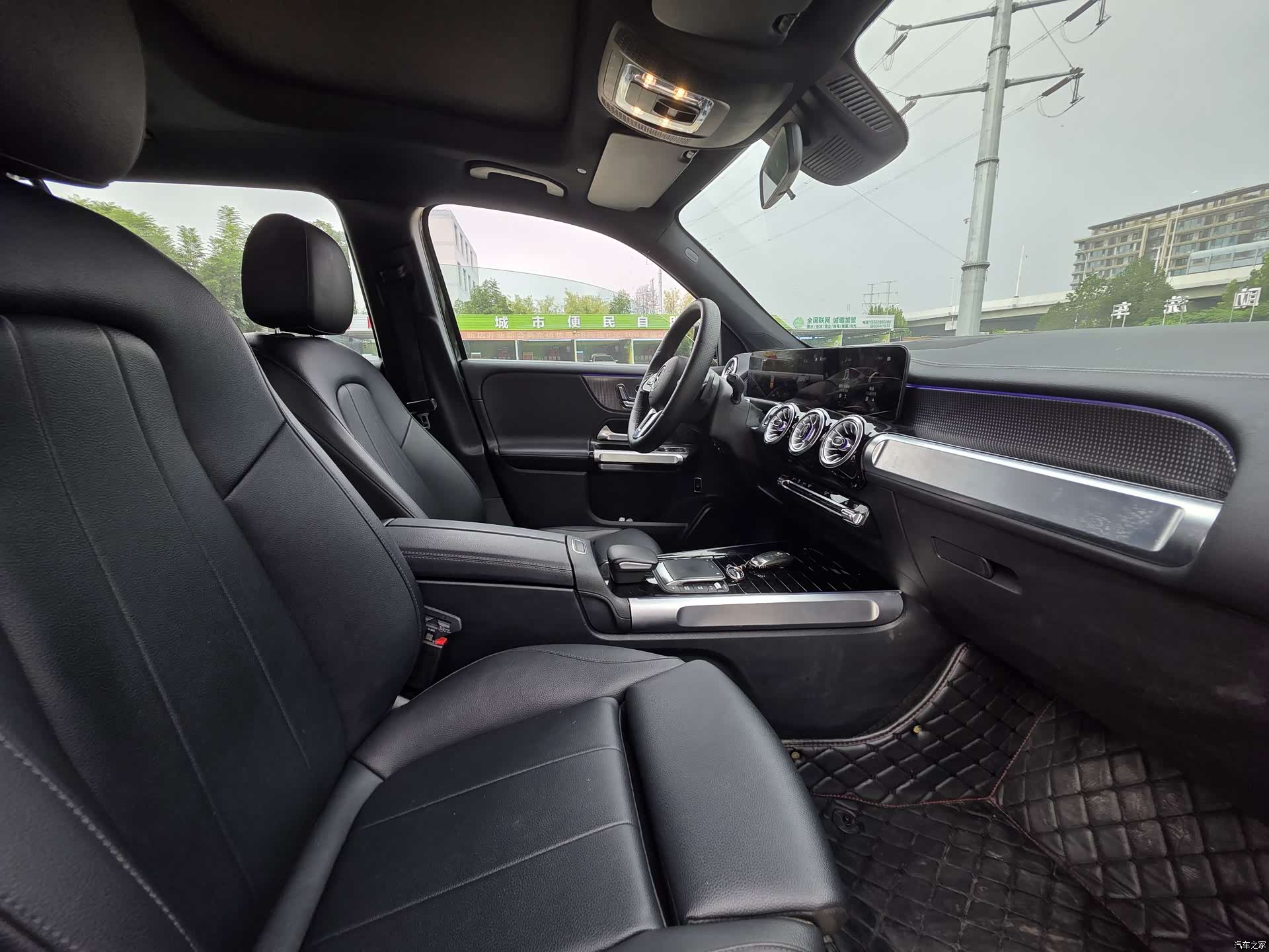 Mercedes-Benz EQB, 2024 9