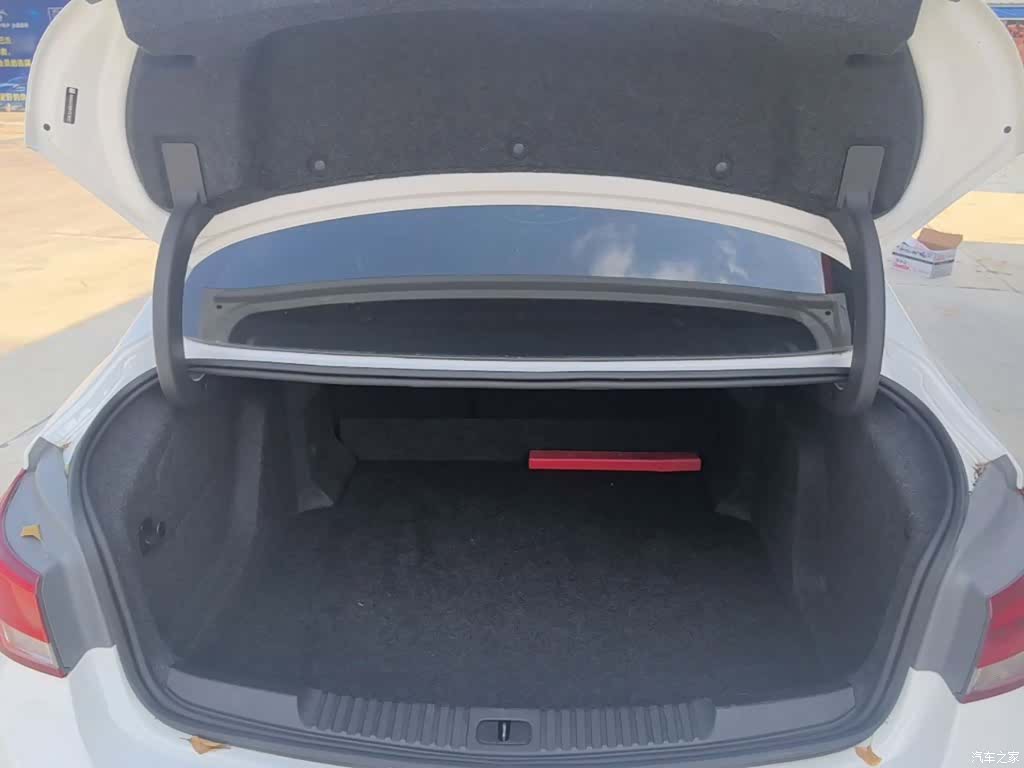 Buick Verano, 2019 19