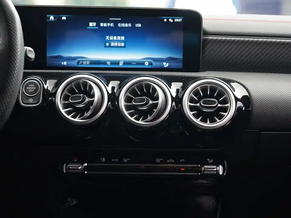 Mercedes-Benz Class A Mercedes-Benz Class A