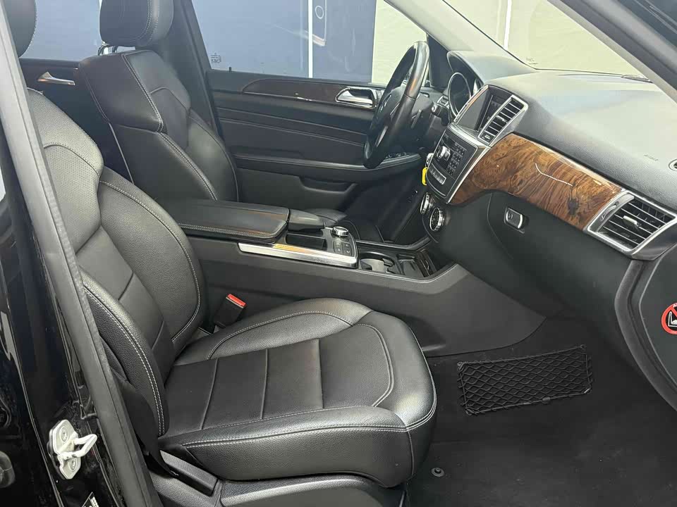 Mercedes-Benz M class