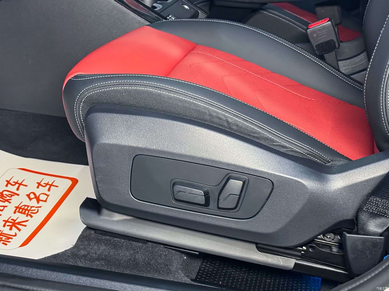 BMW X1, 2023 все фото