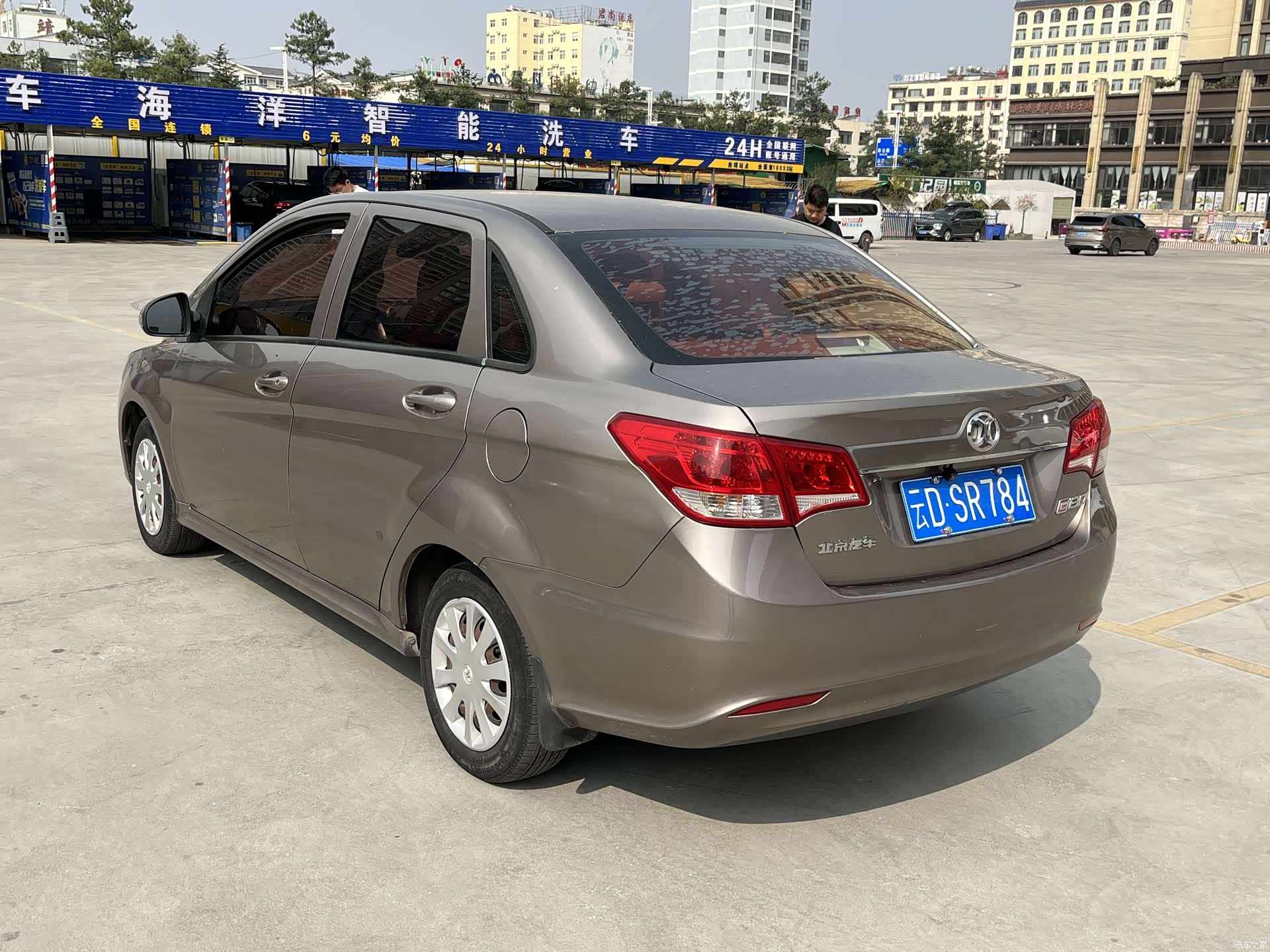 BAIC E Series, 2015 7