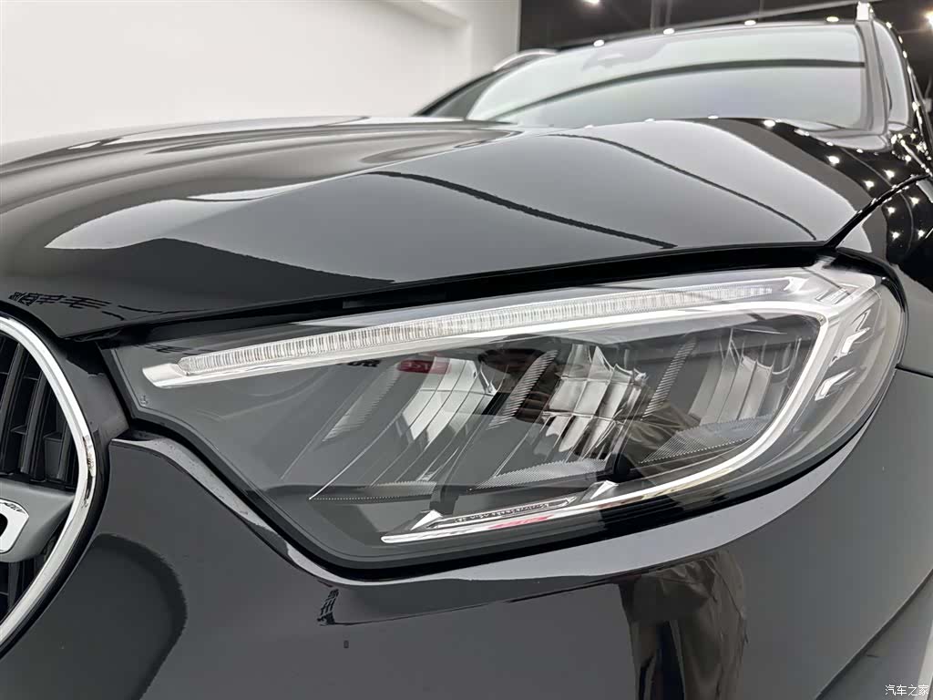 Mercedes-Benz GLC, 2025 29