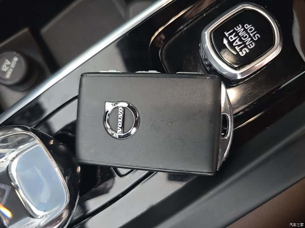 Volvo S60, 2022 9