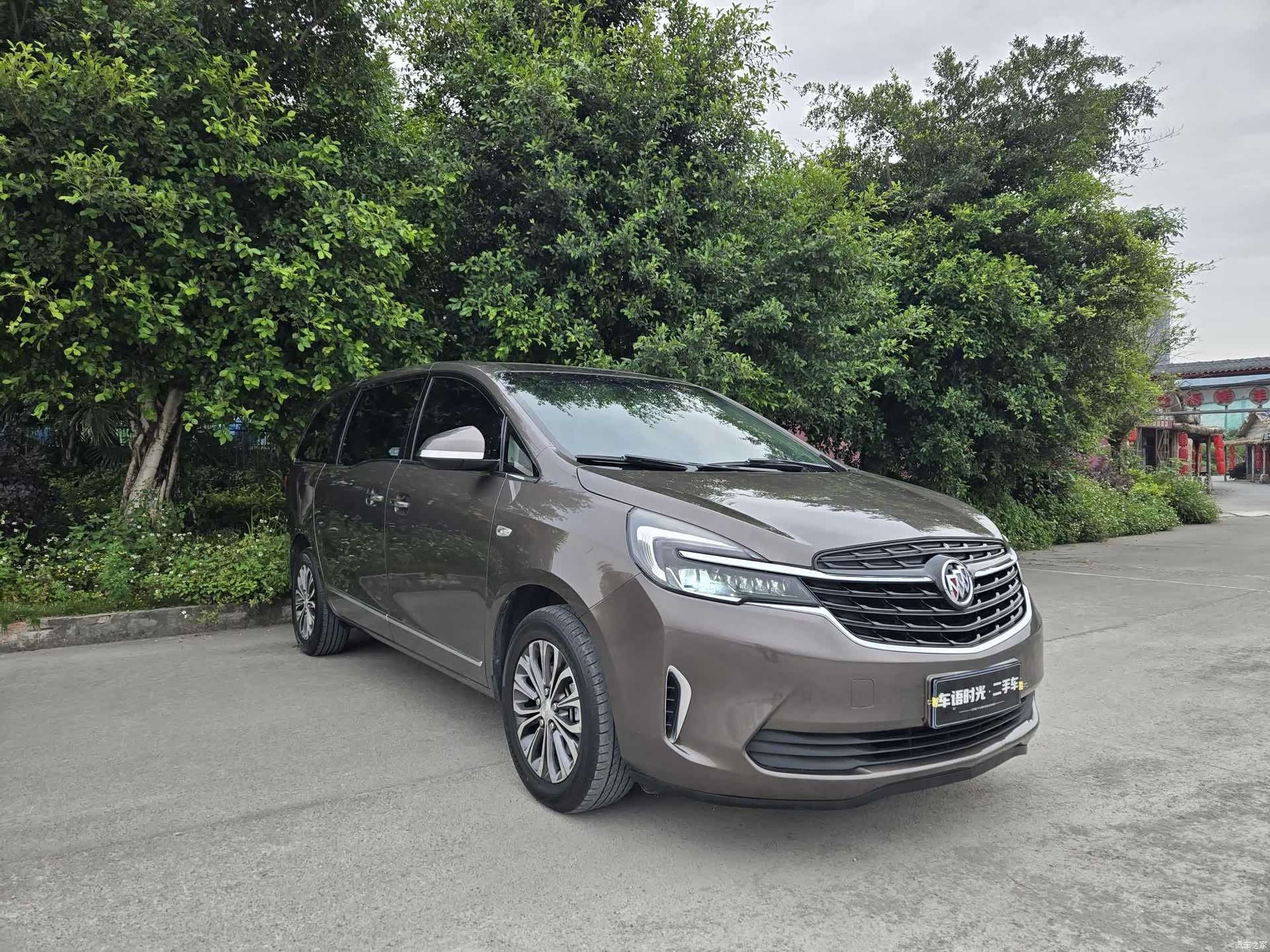 Buick GL8, 2021 2