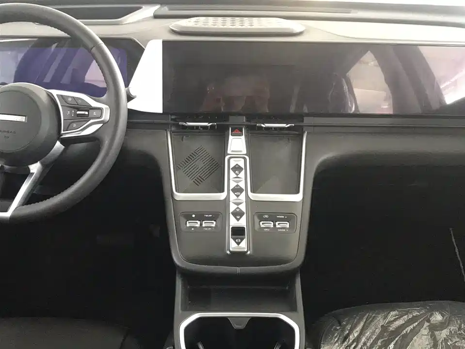 Haval Xiaolong MAX Haval Xiaolong MAX