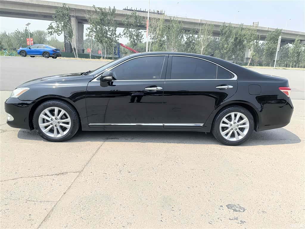 Lexus ES, 2012 10