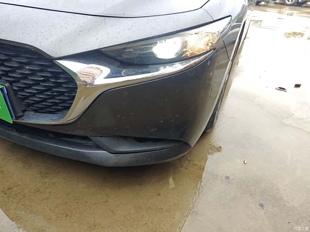 Mazda Mazda3, 2023 24