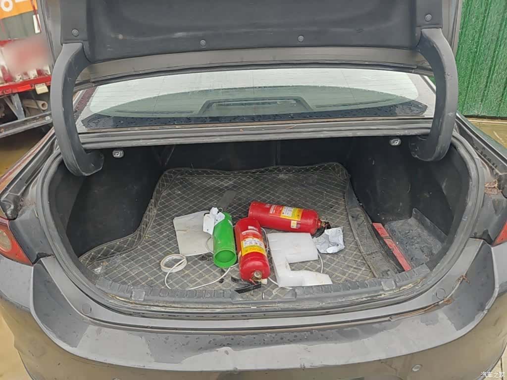 Mazda Mazda3, 2023 19