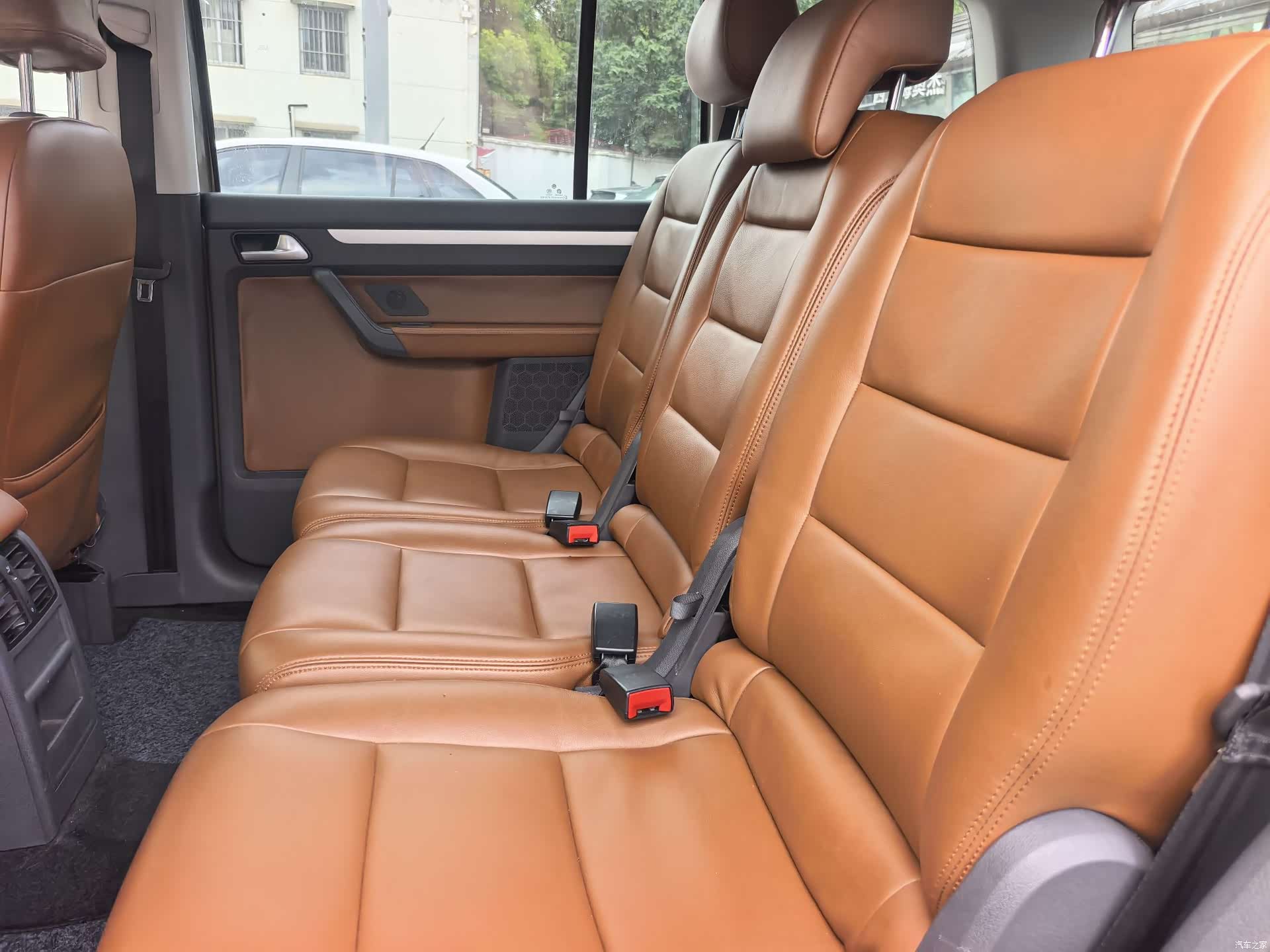 Volkswagen 5, 2015 все фото