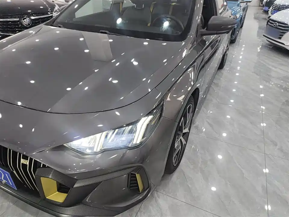 Trumpchi Shadow Leopard