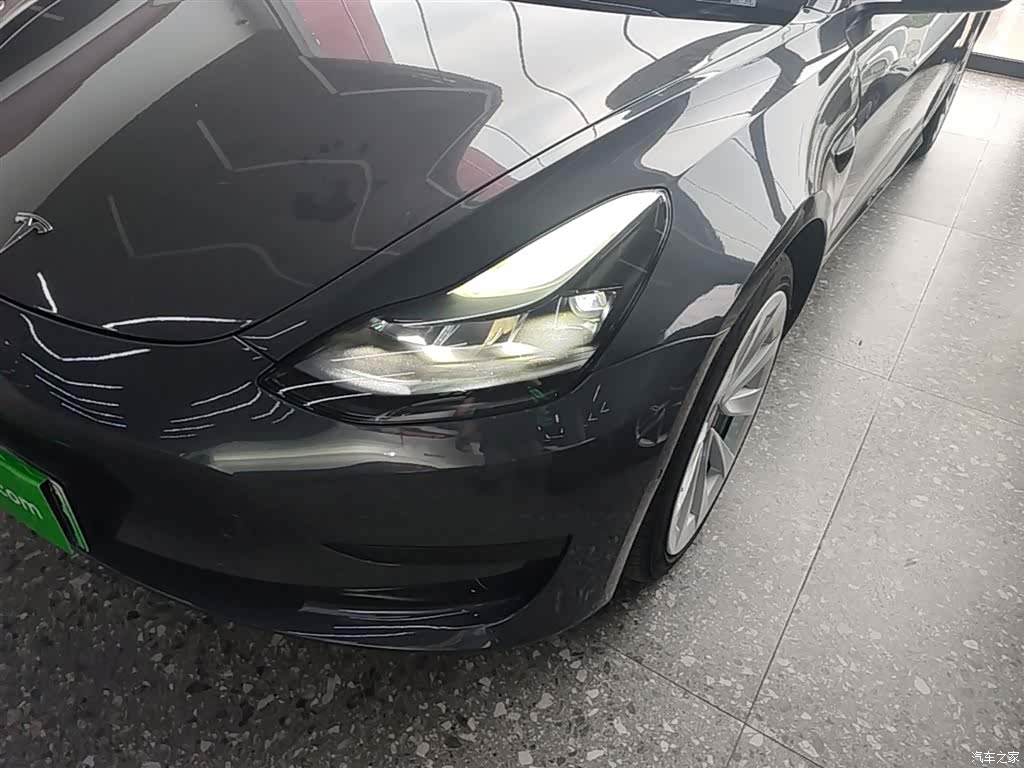 Tesla Model 3, 2021 24